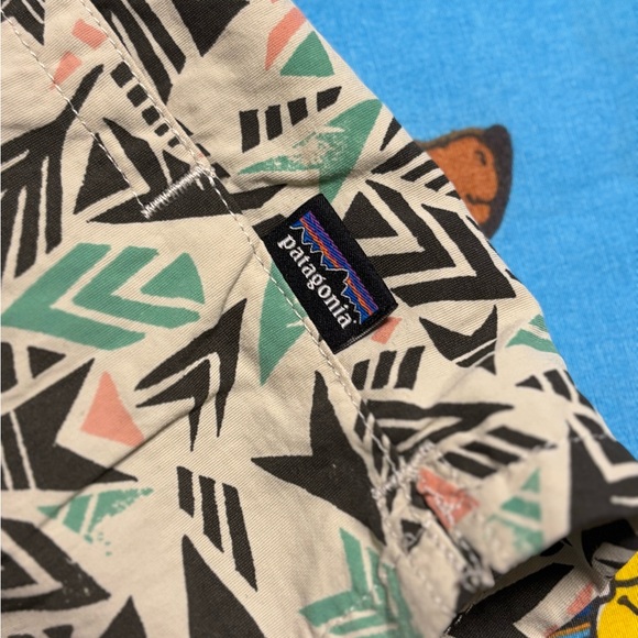 Patagonia Women's Geometric Patterned Shorts - Picture 2 of 3